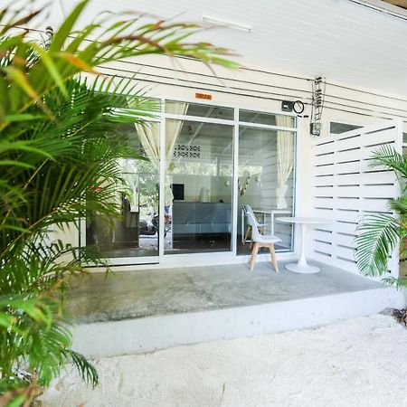 Oh'Lala Studios Baan Tai Buitenkant foto
