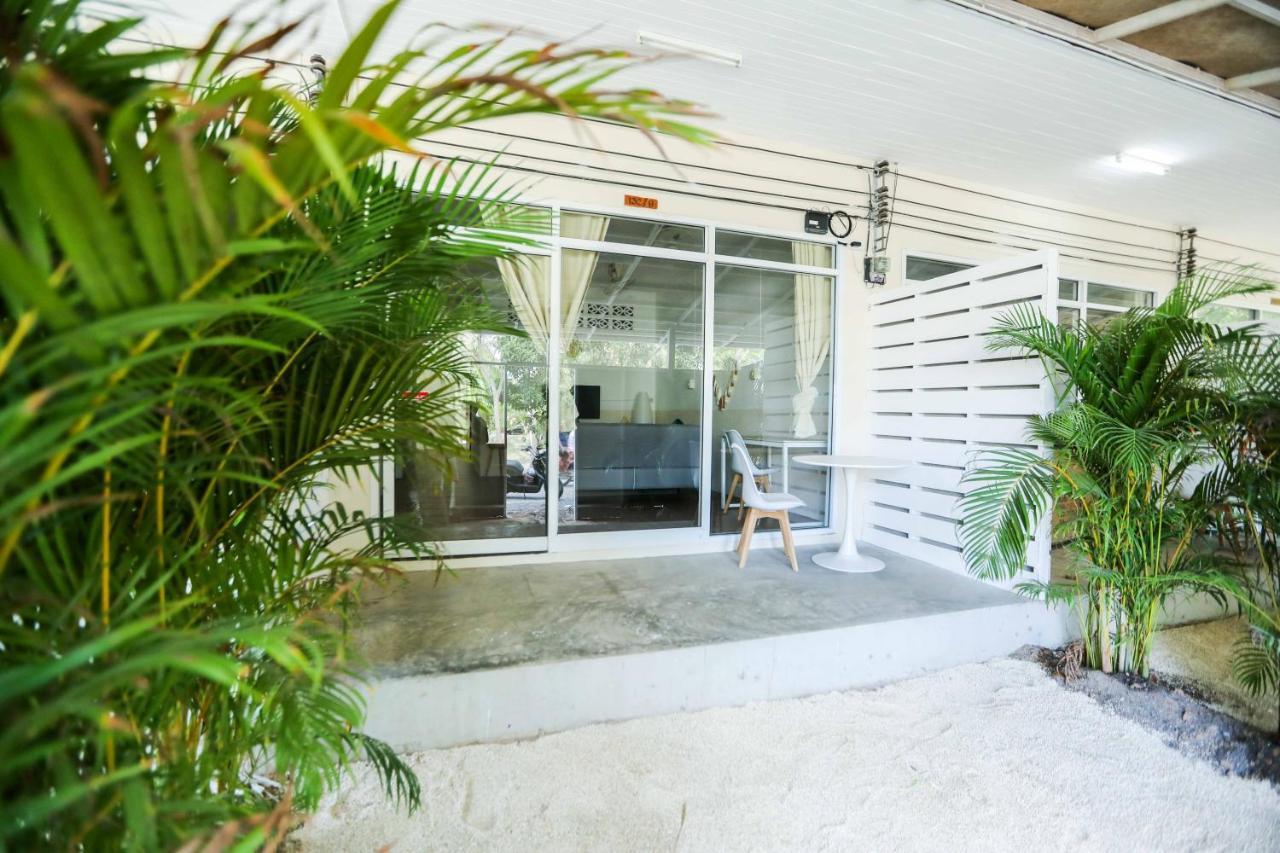 Oh'Lala Studios Baan Tai Buitenkant foto